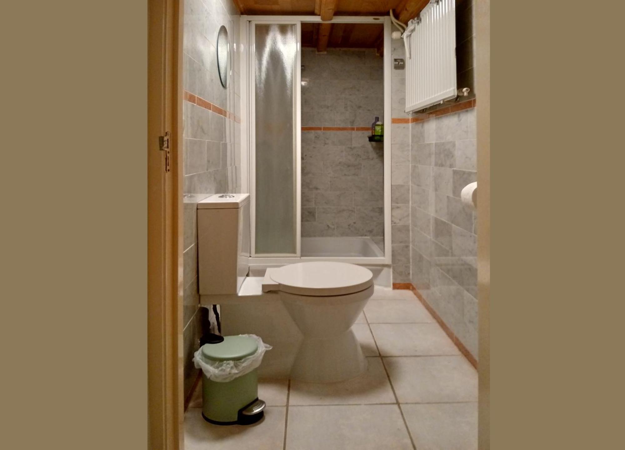 Bnb Het Geluk Van Limburg Mechelen Room photo